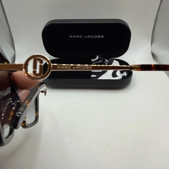 Marc Jacobs Brown Tortoise Sunglasses - Picture 5 of 12